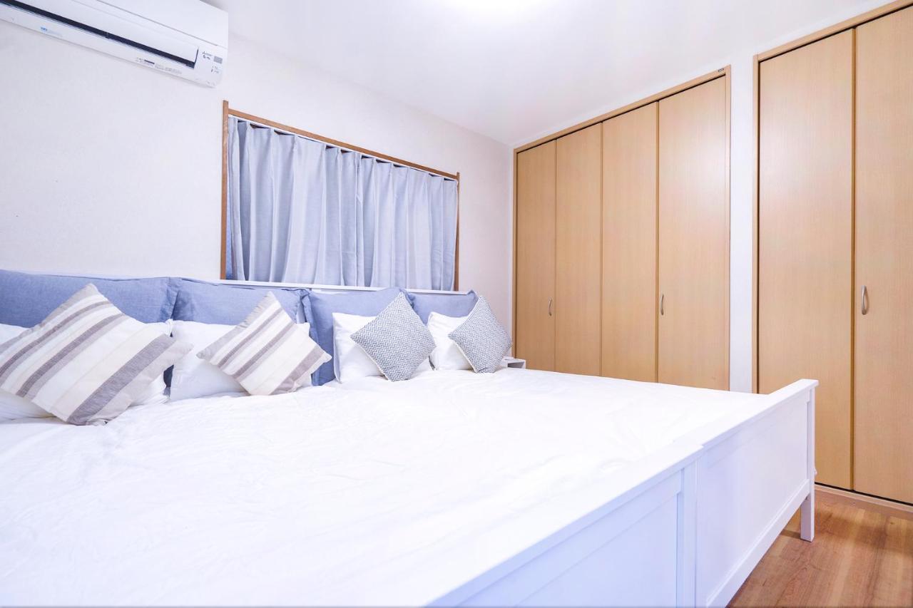 10Ppl Shinjuku Gyoen丶 National Garden丶 Kabukicho丶 Shinjuku Station丶 Golden Gai丶 Tokyo Metropolitan Government Building Eow4 Apartment Exterior photo
